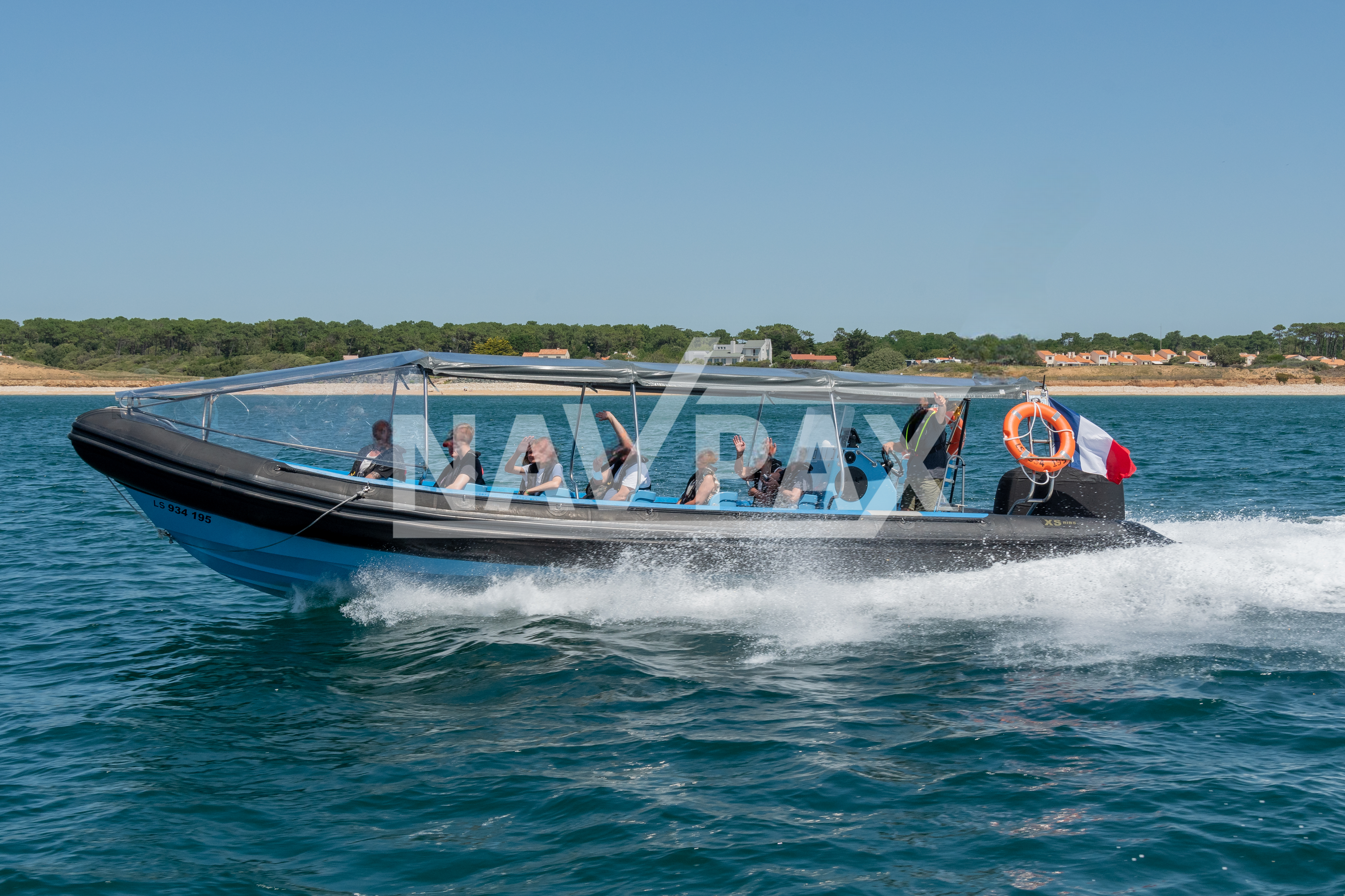 DSC 7392 cleanup DSC 7392 cleanup