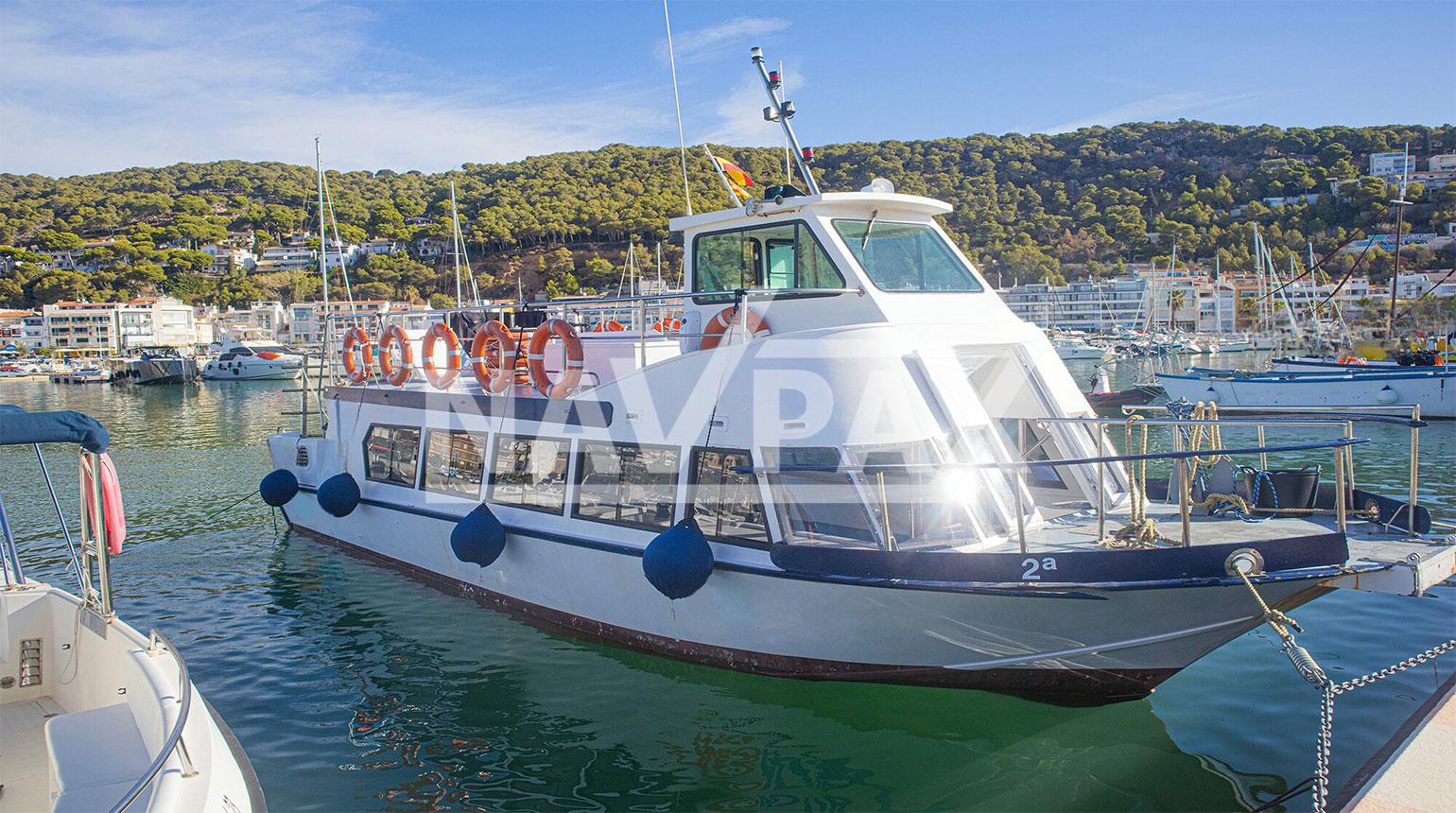 Monocasco para 28 pasajeros