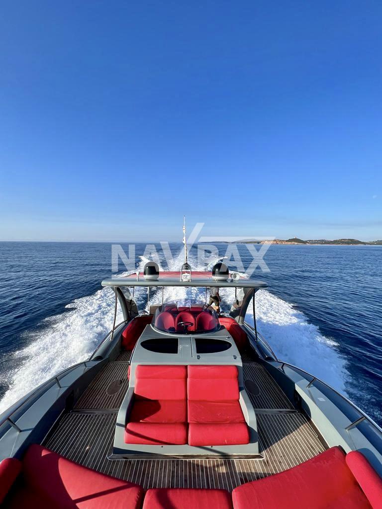 Aida Vue de devant Aida Vue de devant