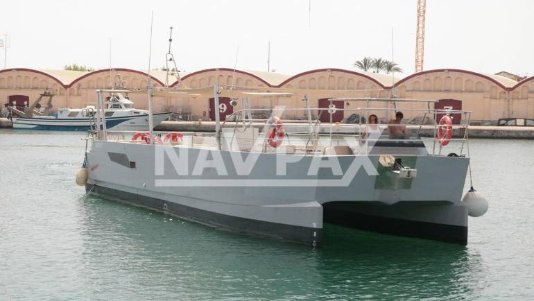 Catamarán 42 Pax.