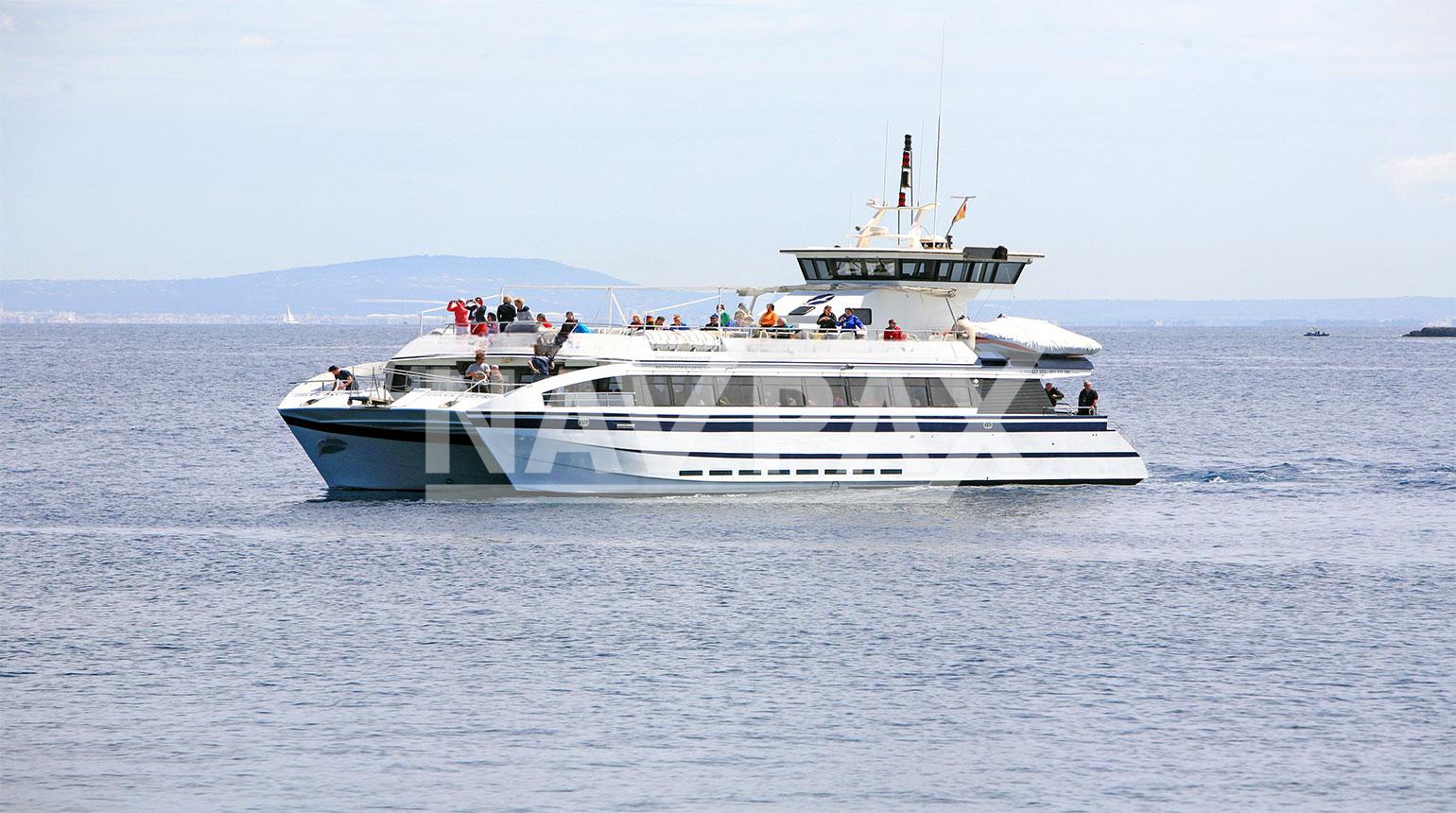 Catamaran 250 Pax.