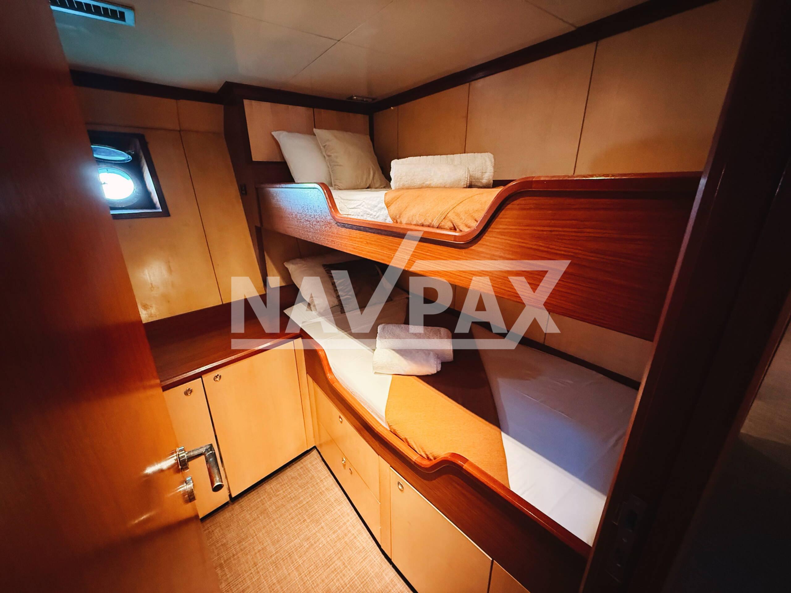 CLARA ONE Cabine Twin2 cleanup